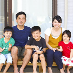 両勾配天井がもたらす最高の開放感に癒やされる家