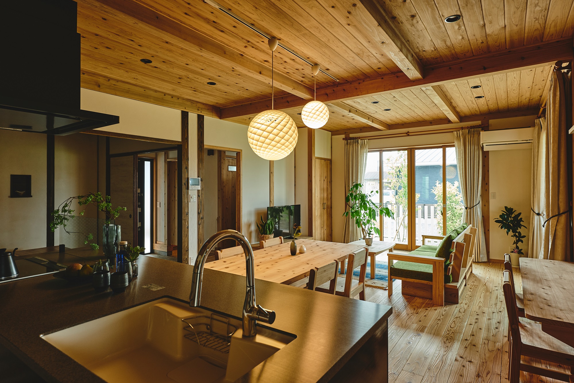 こだわりの
造作物がつくる
豊かな暮らし。