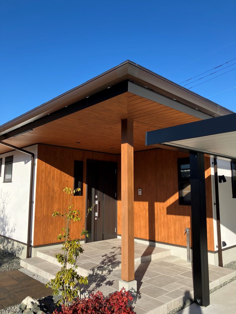 【モデルハウスのこと】　～深い軒（のき）編～