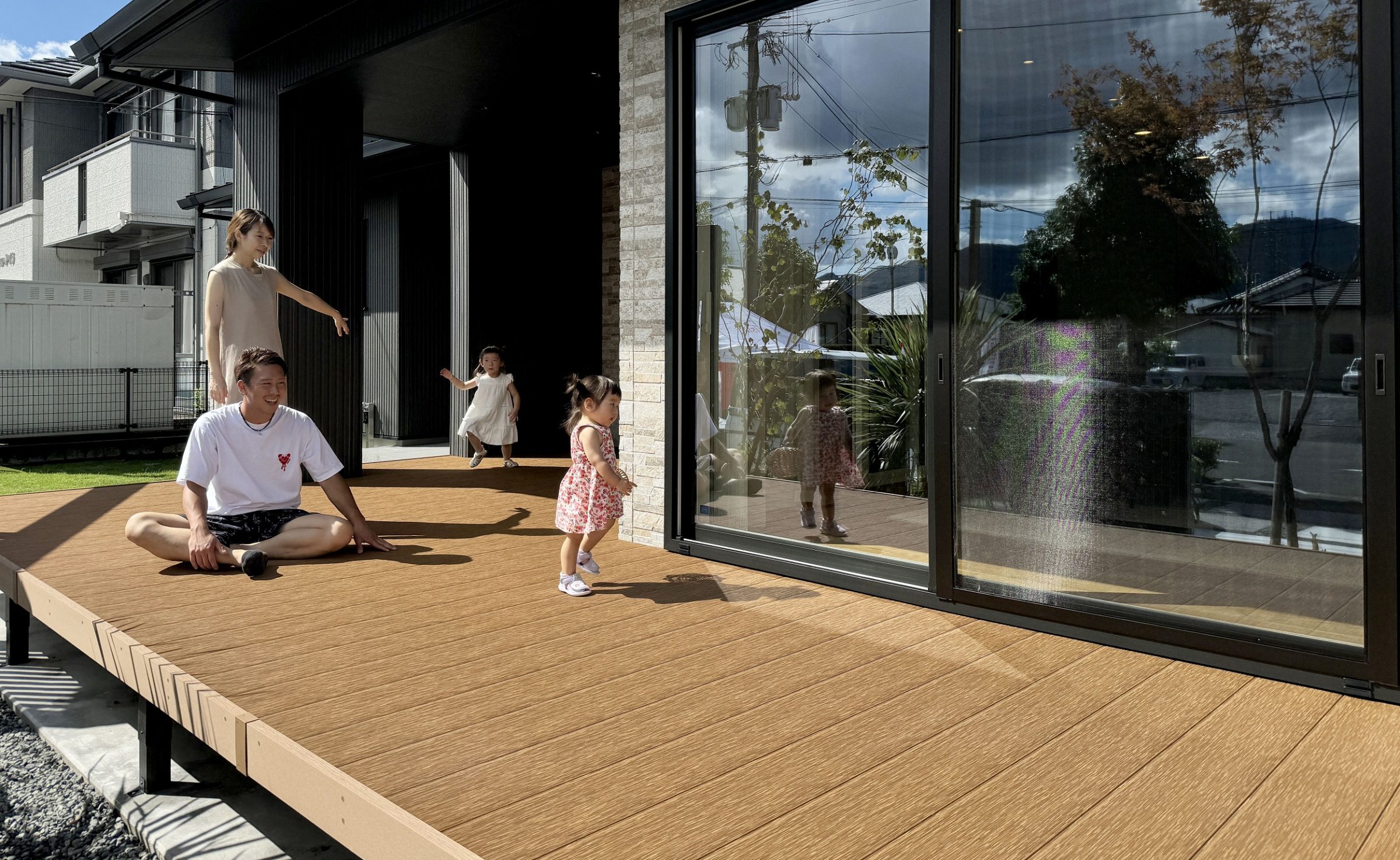 “太陽光×蓄電池”で
ゆとりのある暮らし。