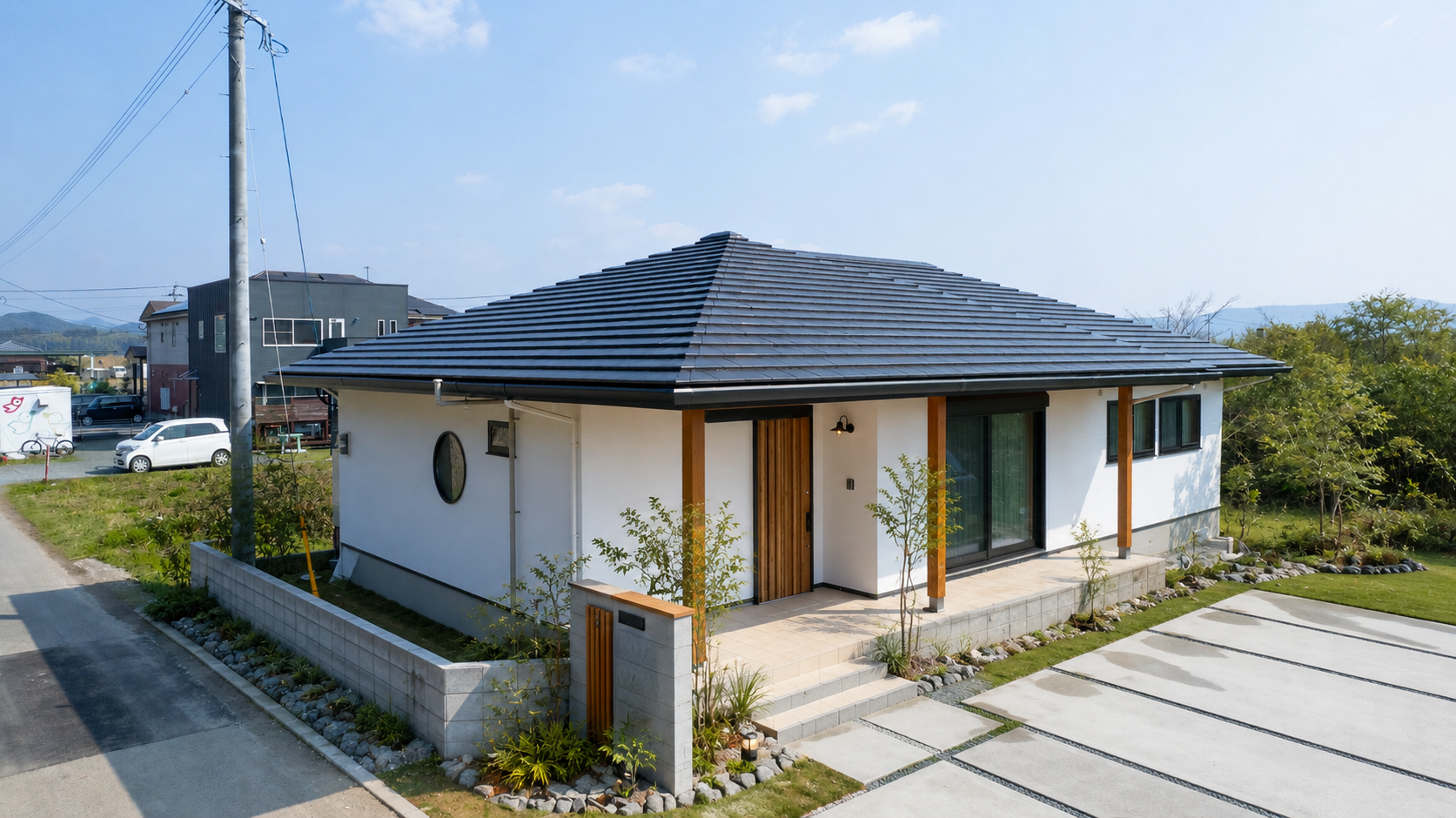 自然の中にいるような、木を感じられる平屋