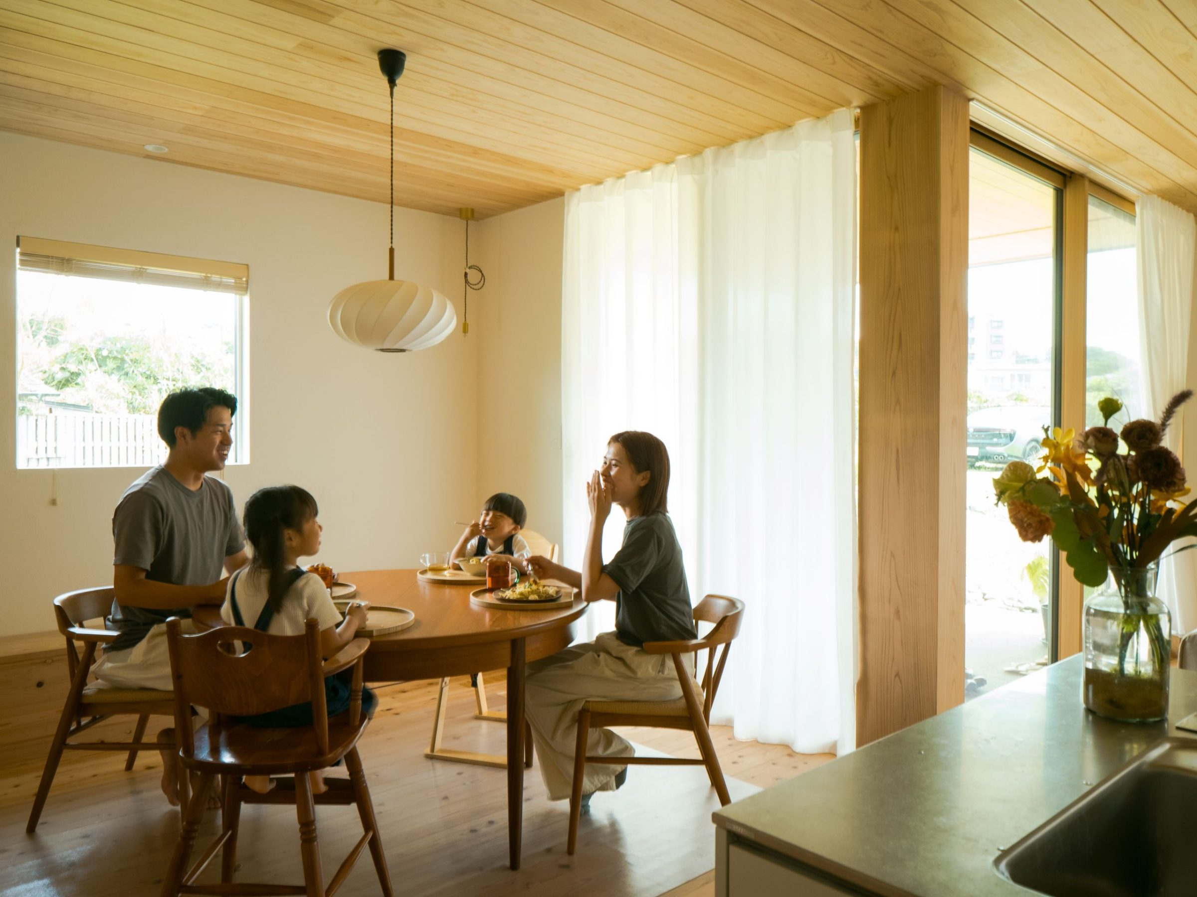 かわいい寝顔に、ほっとする家。